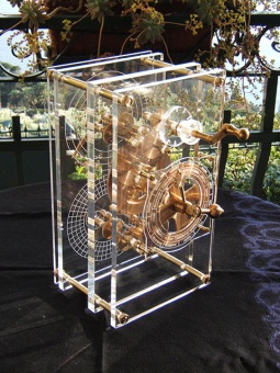 http://images.mentalfloss.com/sites/default/files/styles/insert_main_wide_image/public/Antikythera_model_front_panel_Mogi_Vicentini_2007.jpg