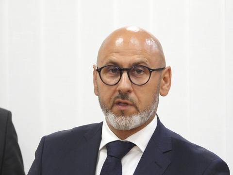 Kliknite za detalje...